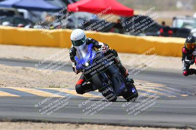 media/Apr-10-2022-SoCal Trackdays (Sun) [[f104b12566]]/Turn 2 (1135am)/